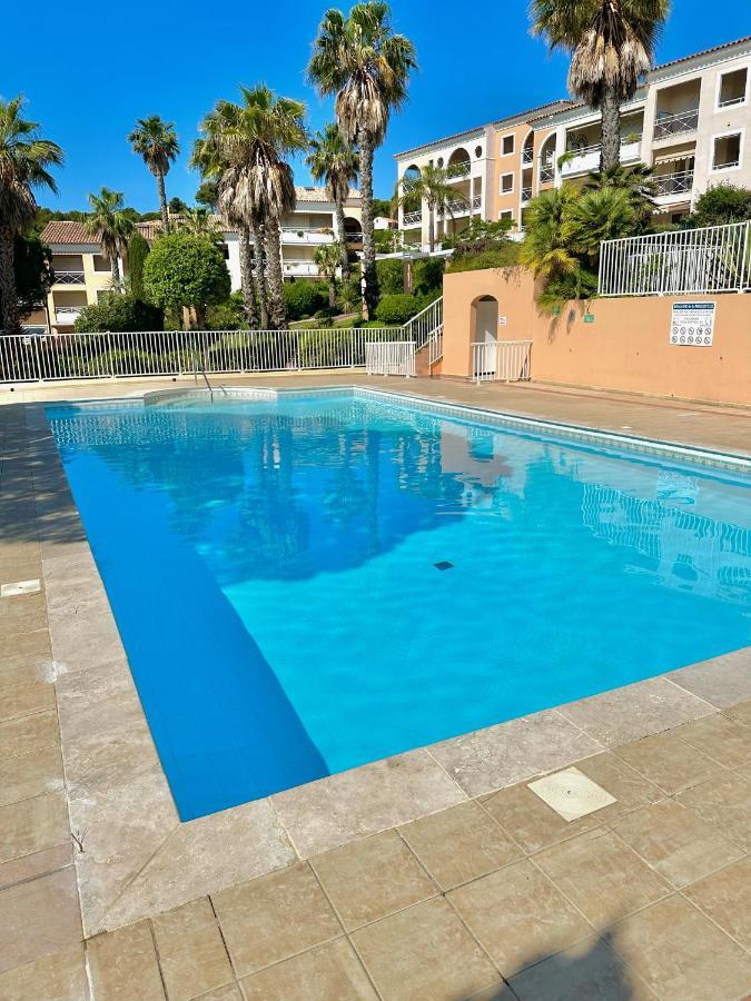 La Girelle De Vacances Giens อิแยร์ ภายนอก รูปภาพ